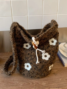 Korean Style Plush Floral Bucket Bag Large Capacity Crochet Drawstring Bag Autumn Winter Women Shoulder Crossbody Bag