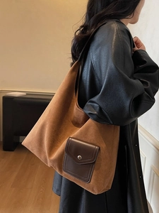Grande borsa tote da donna in pelle scamosciata marrone con tasca e stile vintage