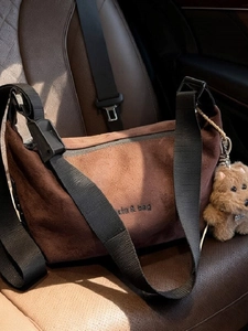 Retro PU Leather Dumpling Bag For Women Large Capacity Shoulder Bag With Plush Bear Charm Casual Hobo Crossbody Bag