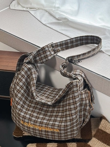 Plaid large capacity shoulder bag with pleated handle and embroidery details