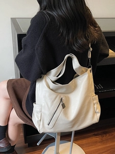 Cream large capacity tote bag with wide strap and zip pocket for autumn winter fashion
