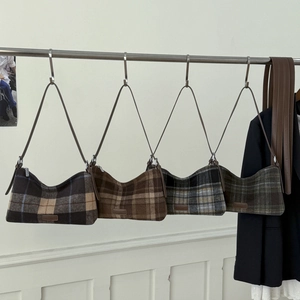 Winter checkered wool tote bag collection in four colors with minimalist leather logo