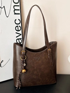 Women Retro PU Leather Tote Bag Large Capacity Minimalist Casual Shoulder Bag With Pendant Solid Color Commuter Handbag