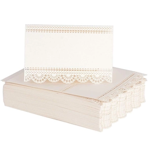 Marque-places de Table Ajourés au Laser Cœur et Dentelle Papier Perlé Cartes de Nom Pliables pour Mariage Banquet