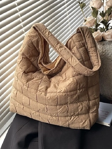 Sac Fourre-Tout en Coton Matelassé de Grande Capacité pour Femmes Sac à Épaule Décontracté Plissé Sac Hobo Souple