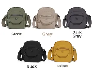 Mini sacs bandoulière en nylon disponibles en vert, gris, noir et jaune pour divers choix