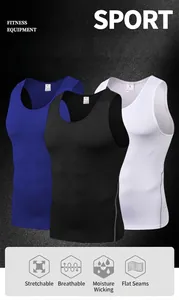 Detailaufnahme elastischer Kompressions-Tanktops mit Größenetikett und feiner Textur