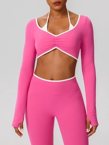 Ensemble de yoga rose à manches longues avec crop top col V et legging pour le fitness