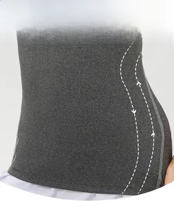 Detailansicht der verstärkten Kanten und der atmungsaktiven Strickstruktur der Damenweste