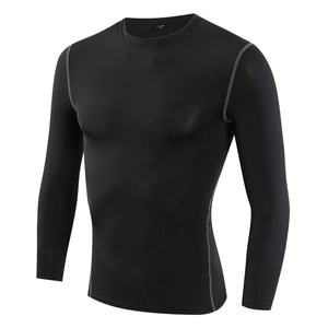 Schwarzes Herren Kompressions-Langarmshirt mit grauen Flachnähten für das Fitnesstraining