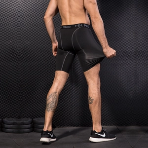 Men's high-elastic compression sports shorts in black with pro waistband for running