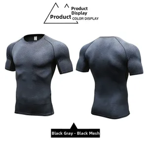 Détail du t-shirt de compression homme avec texture mesh nid d'abeille et vue arrière