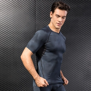 T-shirt de compression imprimé 3D pour homme avec texture alvéolée pour sport et running