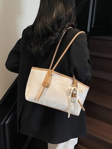 Borsa a Tracolla da Donna in Pelle PU con Motivo Marmo Minimalista Borsa Tote da Sottobraccio con Ciondolo a Cuore e Nastro