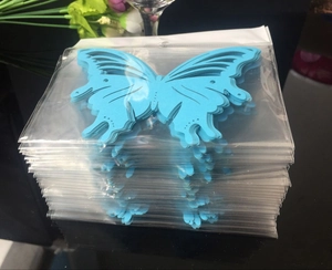 Lot de papillons en papier bleu clair découpés au laser pour décoration de mariage et DIY