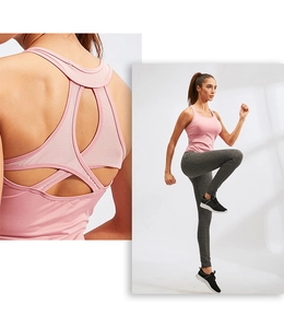 Canotta yoga rosa con incrocio sulla schiena in tessuto sportivo traspirante ed elastico
