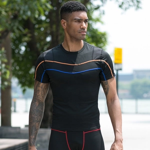 Men's high-elastic compression sports t-shirt and leggings set with reflective details