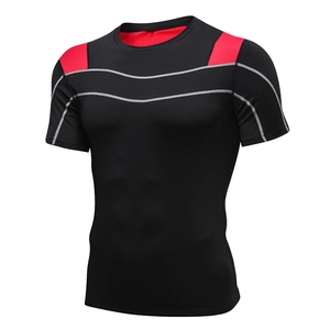 Men's compression t-shirt in black with red shoulder panels and reflective stitching