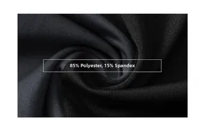 Détail du tissu noir 85% polyester et 15% élasthanne sur un maillot de sport extensible