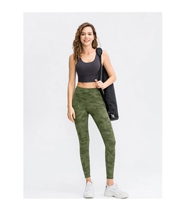 Deep grey sports bra and green camo high waist yoga leggings outfit set for fitness