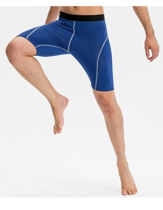 Détail du short de compression bleu royal pour hommes avec coutures plates et taille élastique