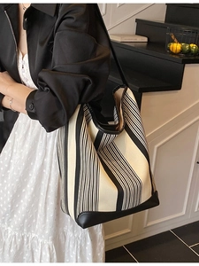 Fashion Women Striped PU Leather Tote Bag Large Capacity Casual Shoulder Bag Retro Commuter Shopping Handbag For Daily Use
