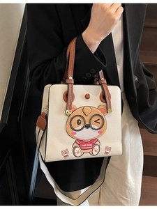 Women Fashion Cartoon Bear Tote Bag Cream White Brown Contrast PU Leather Wide Strap Crossbody Handbag For Daily School