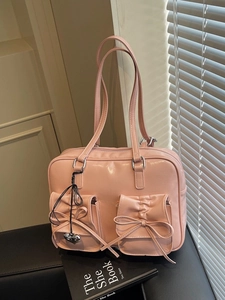 Zaino da Donna in Stile Balletto Con Fiocco e Ciondolo a Cuore Pelle PU Lucida Borsa Tote Grande Capacità Borsa Moda