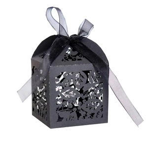 Boîte cadeau européenne chic noir mat avec découpe laser et nœud en ruban noir