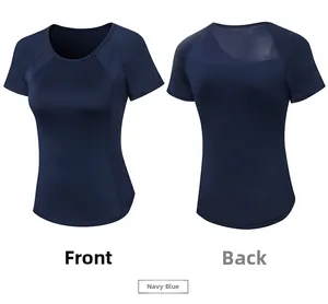 Détail du t-shirt de yoga bleu marine avec mesh respirant au dos et col rond