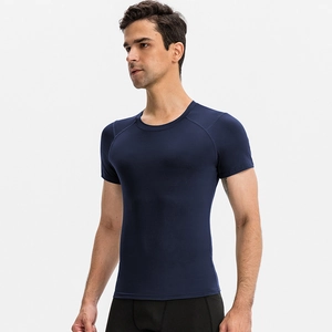 Men's navy blue compression gym t-shirt with raglan sleeves and quick-dry fabric