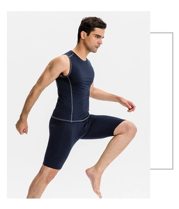 Men's compression shorts and tank top set with side phone pocket for workout
