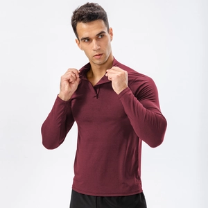 Men's quarter-zip slim fit running shirt in burgundy for autumn and winter workouts