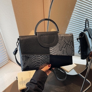 Women Fashion PU Leather Snake Pattern Patchwork Shoulder Bag Large Capacity Handbag With Round Metal Handle Crossbody Bag