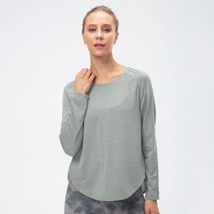 Maglia yoga donna grigio chiaro a maniche lunghe, vestibilità ampia e tessuto traspirante