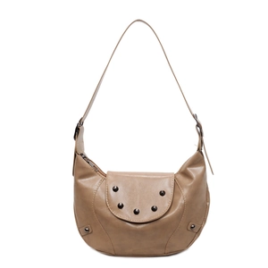 Sac hobo rétro kaki avec rivets métalliques et bandoulière pour un style décontracté