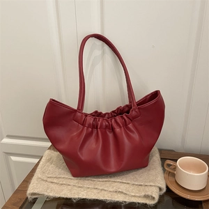 Vintage Pleated PU Leather Shoulder Bag For Women Large Capacity Cloud Tote Bag Fashion Simple Underarm Bag Commuting Gift