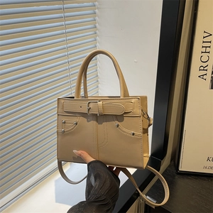 Retro khaki rivet handbag with vintage strap and buckle for women's minimalist winter style