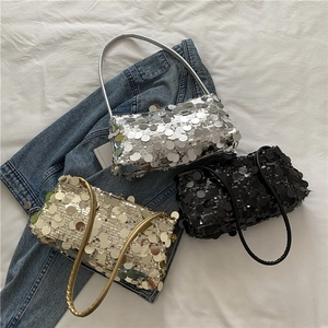 Chic sequined crossbody bags in silver, gold and black with metallic finish