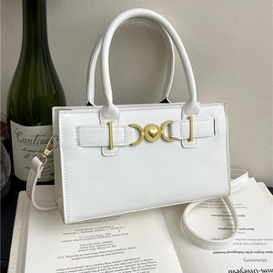 Minimalist white faux leather handbag with golden heart buckle for women's casual style
