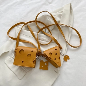 Sacs à bandoulière jaunes en forme de fromage, modèles carrés et triangulaires