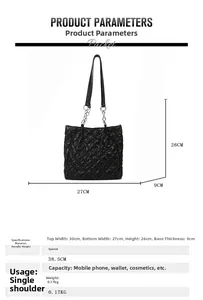 Detailierte Maßtabelle für die gesteppte schwarze Ketten-Schultertasche und Tote-Bag