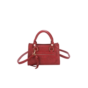 Borsa a mano classica in ecopelle rossa con trama lucida e dettagli dorati