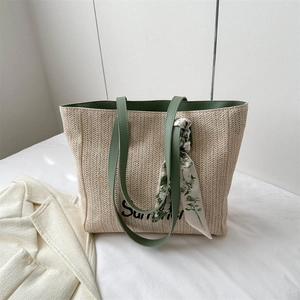 Sac Fourre-Tout d'Été en Paille Tissée pour Femmes Grande Capacité Broderie de Lettres Sac à Épaule avec Foulard Plage