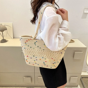 Sac bandoulière boho en coton tissé blanc crème avec accents de points colorés
