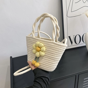 Handmade Straw Woven Bucket Bag For Women Fashion Sunflower Decoration Summer Beach Crossbody Bag Small Shoulder Handbag