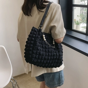 Large capacity black bubble textured tote bag with elegant pearl chain accessory
