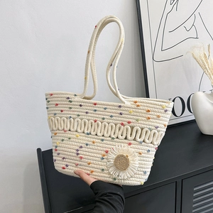 Large Capacity French Straw Woven Tote Bag For Women Hollow Cotton Weave Beach Shoulder Bag With Daisy Flower Charm