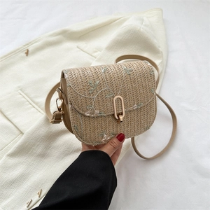 Women's Straw Woven Floral Embroidery Shoulder Bag Summer Small Crossbody Handbag Vacation Beach Pastoral Style Purse