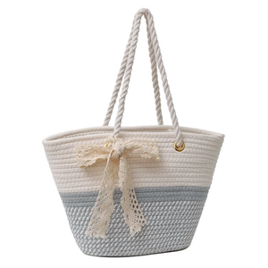 Sac fourre-tout tissé minimaliste avec nœud en dentelle crème et design contrasté